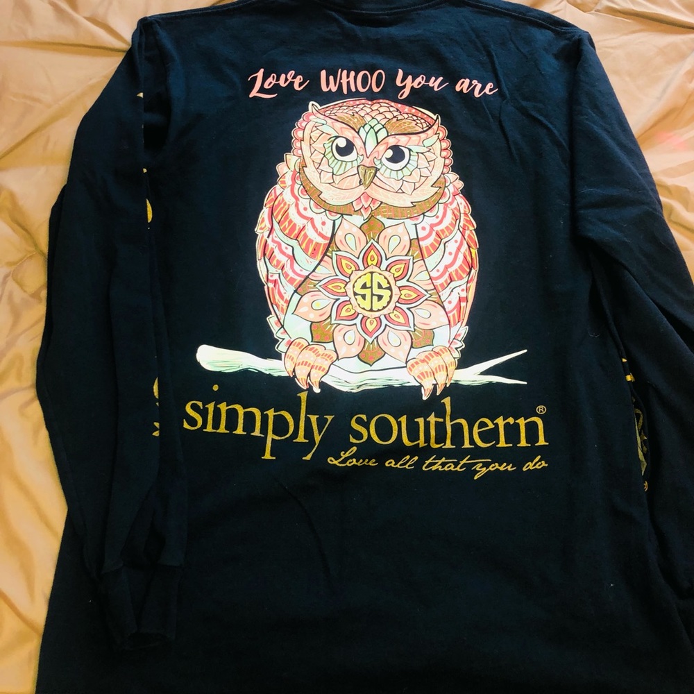 Simply southern t shirt EUC